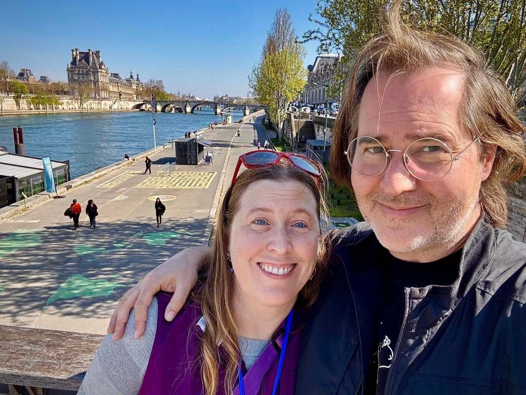Amy and Rob waiting to get on a lunch river cruise